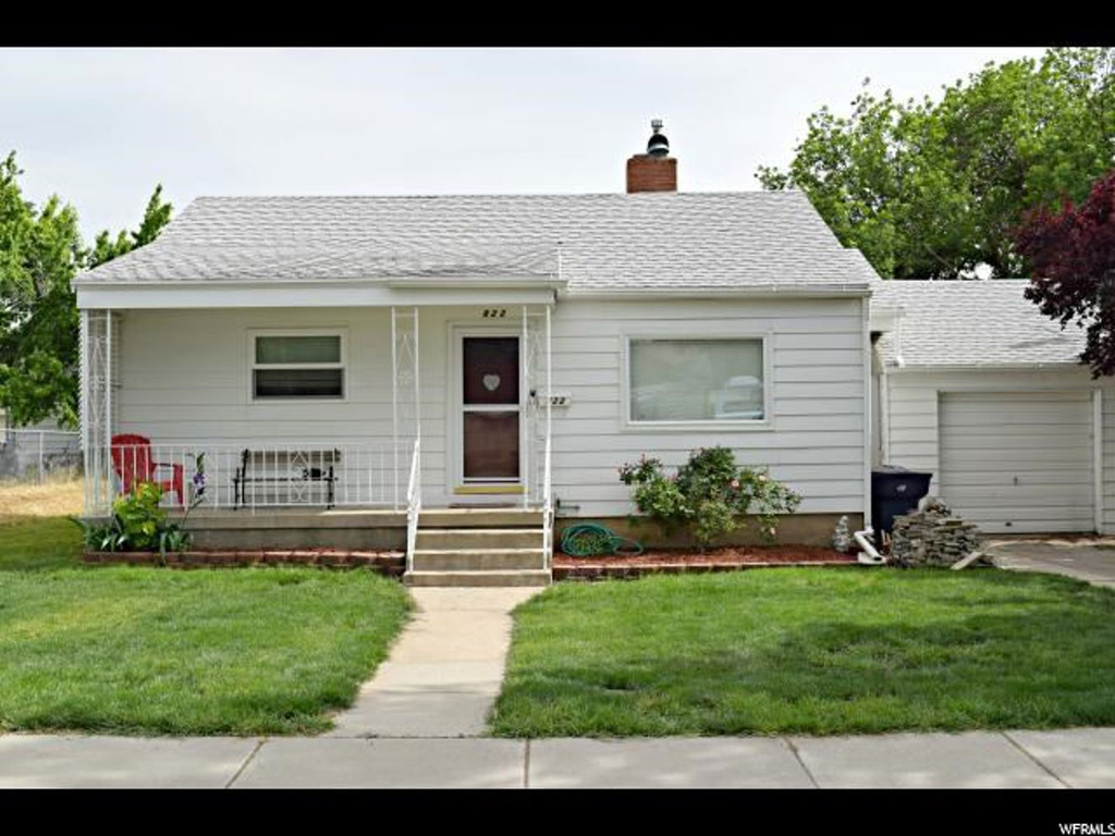 822 E 1000 S, Clearfield, UT 84015