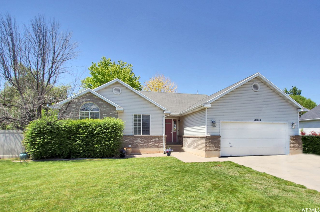 1909 N 750 W, Clinton, UT 84015