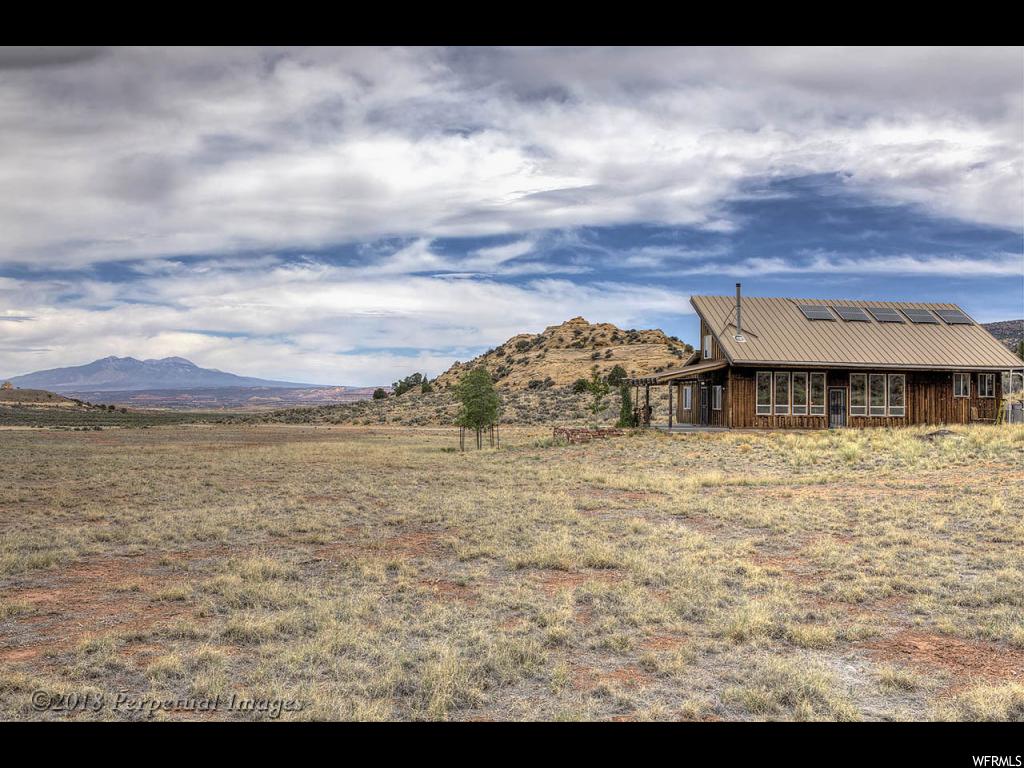 8420 S HWY 191, MONTICELLO, UT 84535 Anasazi Realty