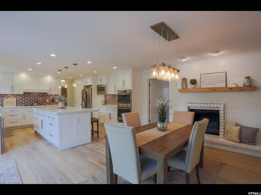 2859 E 9725 S, Sandy, UT 84092