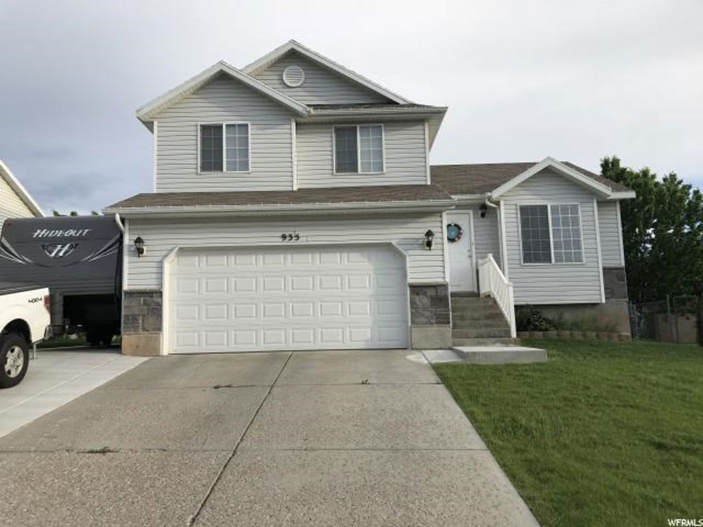 935 Canfield, Ogden, UT 84404