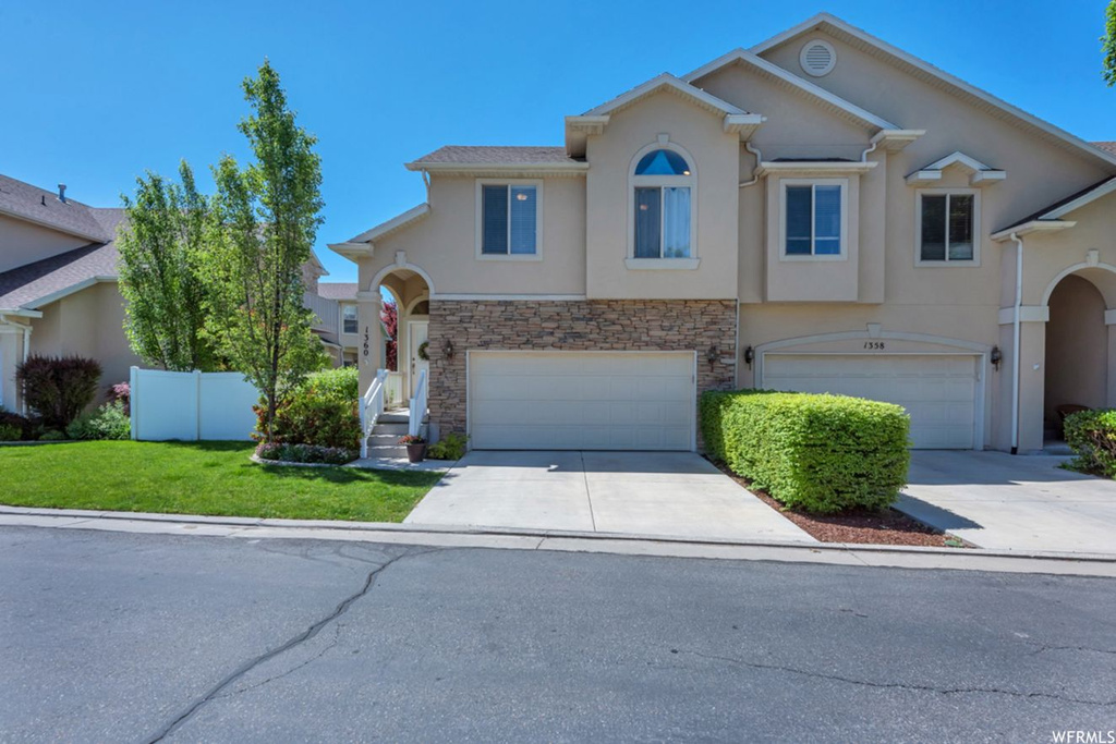 1360 E Old Maple Ct S, Murray, UT 84117