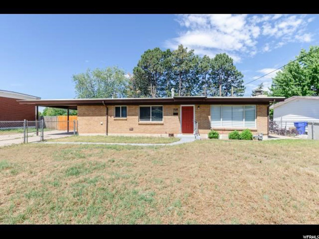 1025 N 250 W, Sunset, UT 84015