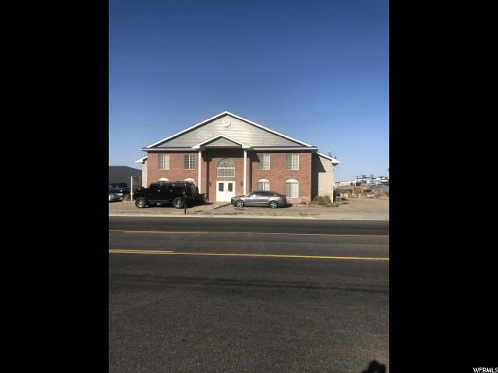 3075 N Fairfield Rd., Layton, UT 84041