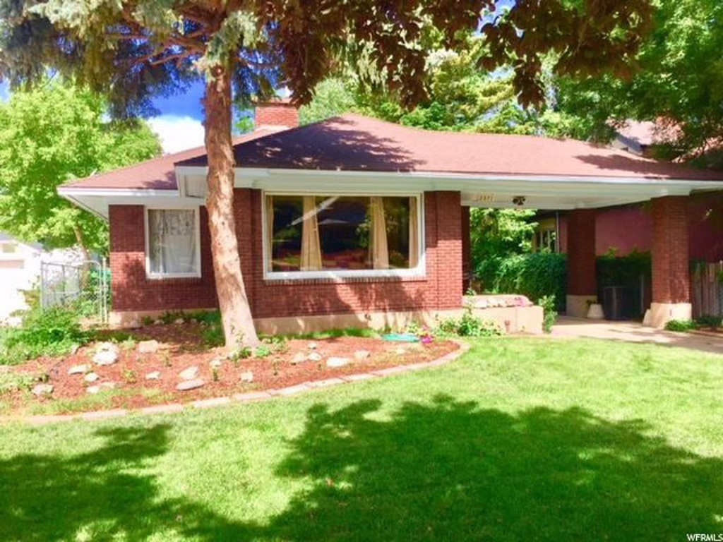 2571 S Brinker Ave E, Ogden, UT 84401