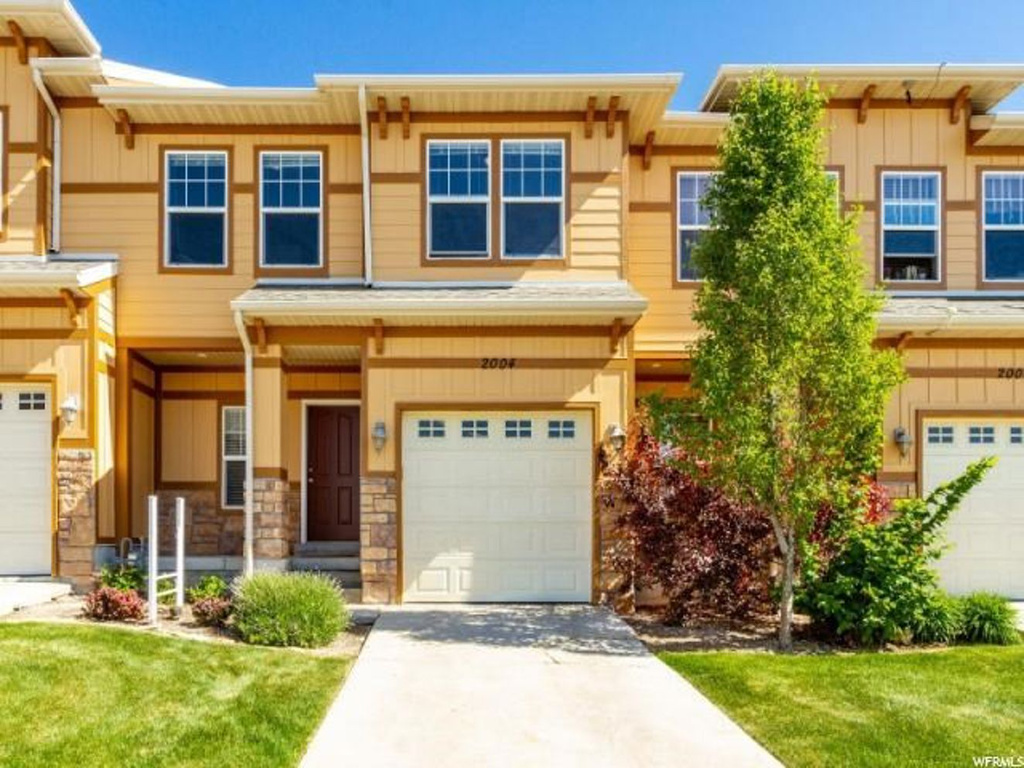 2004 E Stoneleigh Dr, Draper, UT 84020