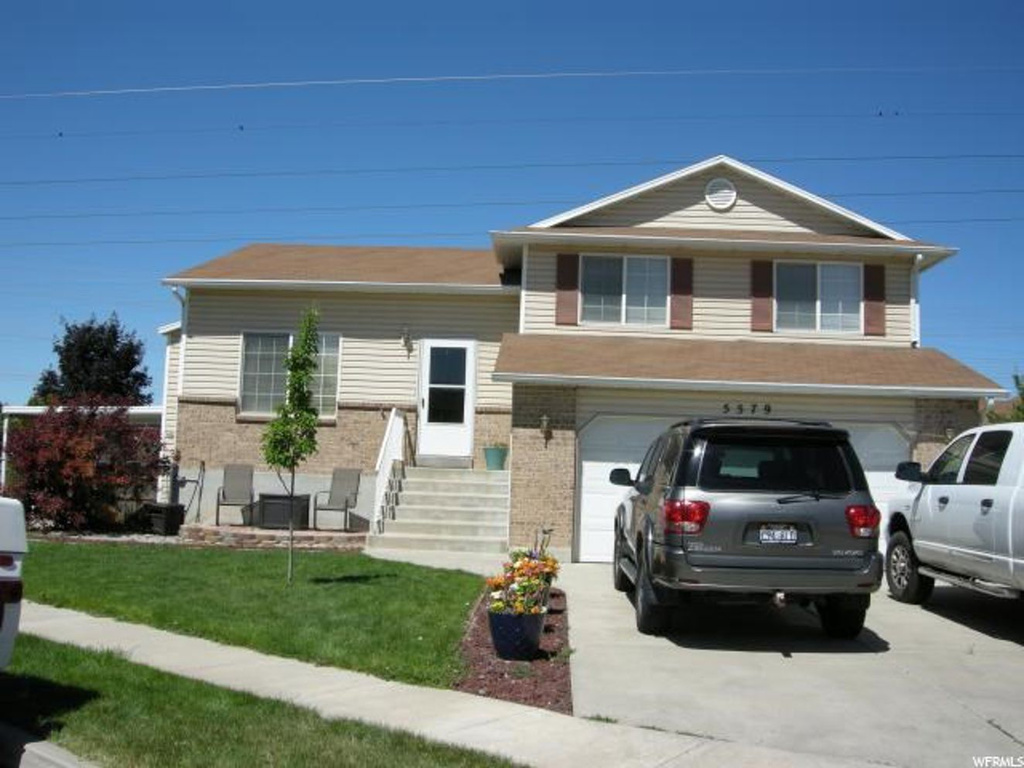 5579 S 3150 W, Roy, UT 84067