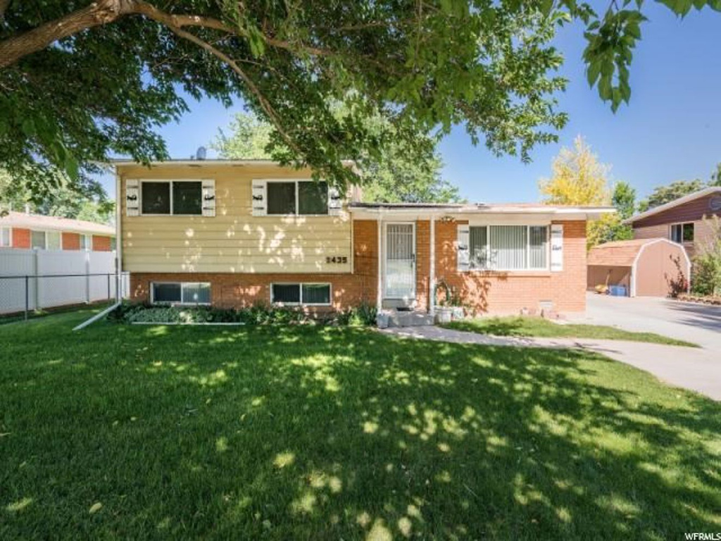 2435 N 690 W, Clinton, UT 84015