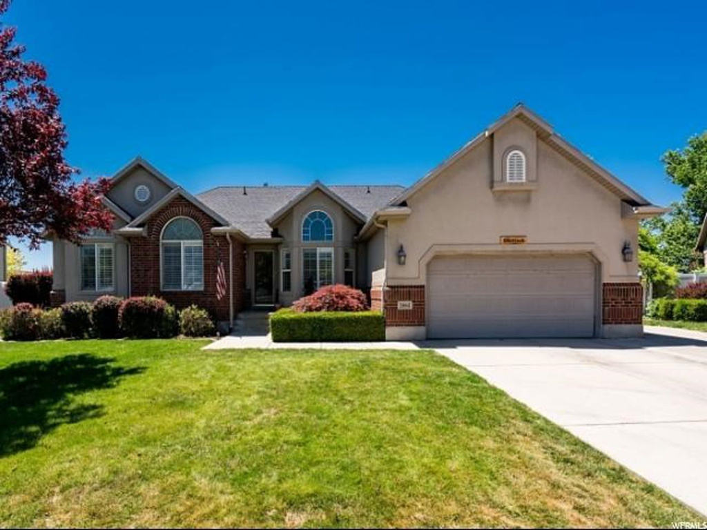 1864 S 350 E, Clearfield, UT 84015