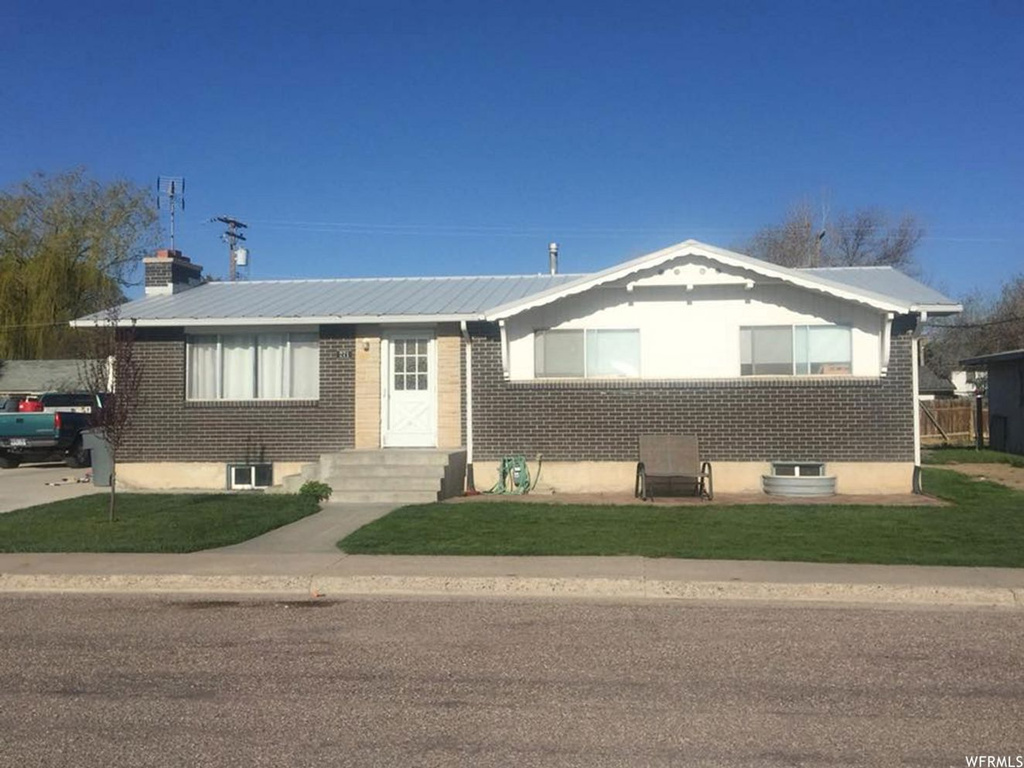 271 N 150 E, Delta, UT 84624