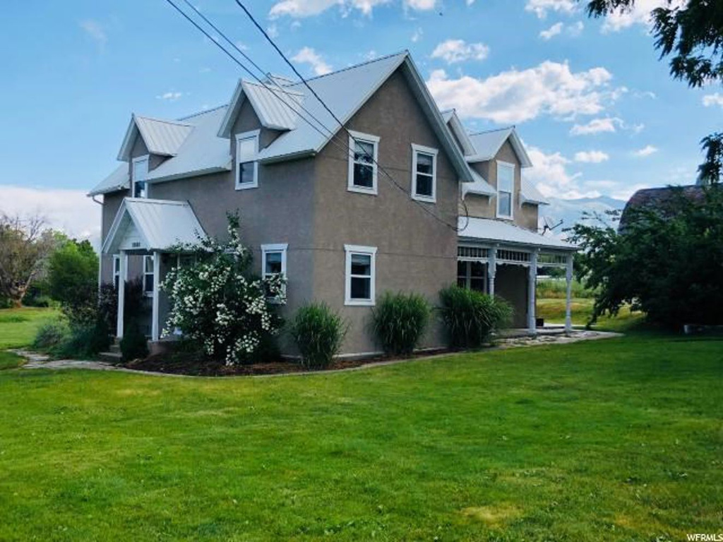 8860 S 200 W, Paradise, UT 84328