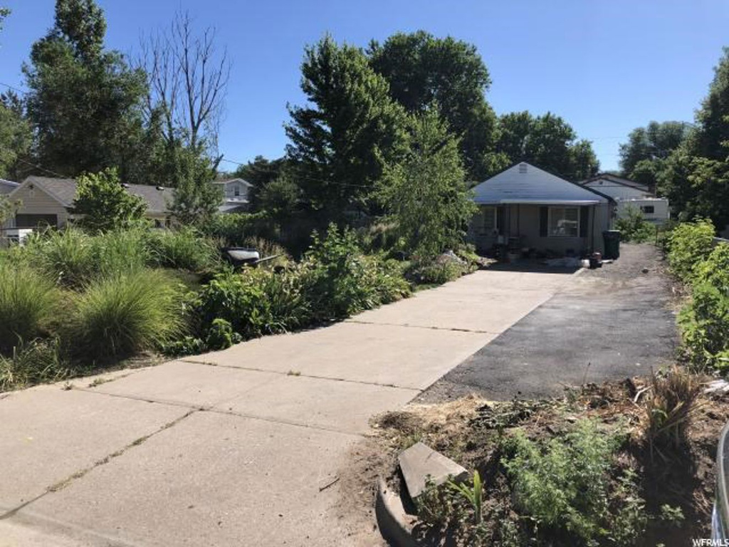 5650 S 2800 W, Roy, UT 84067
