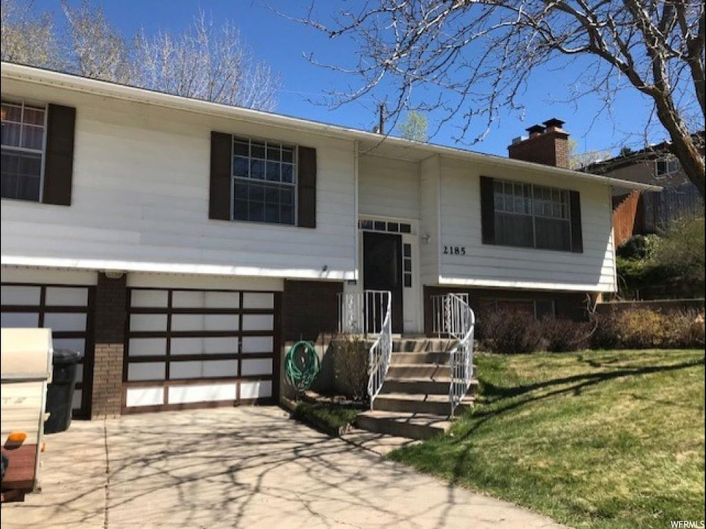 2185 Elaine Dr, Bountiful, UT 84010