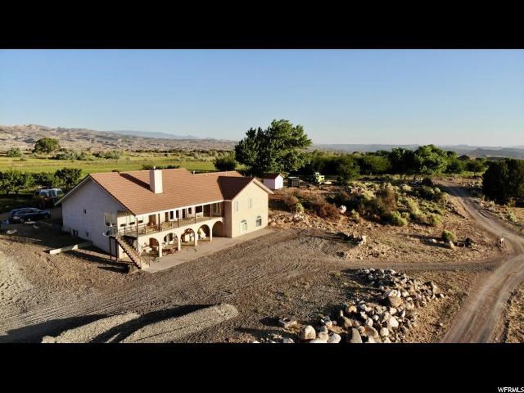 4551 S 600 E, Torrey, UT 84775