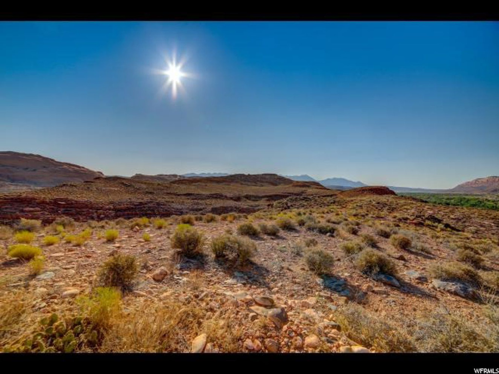 945 S Hilltop, Moab, UT 84532
