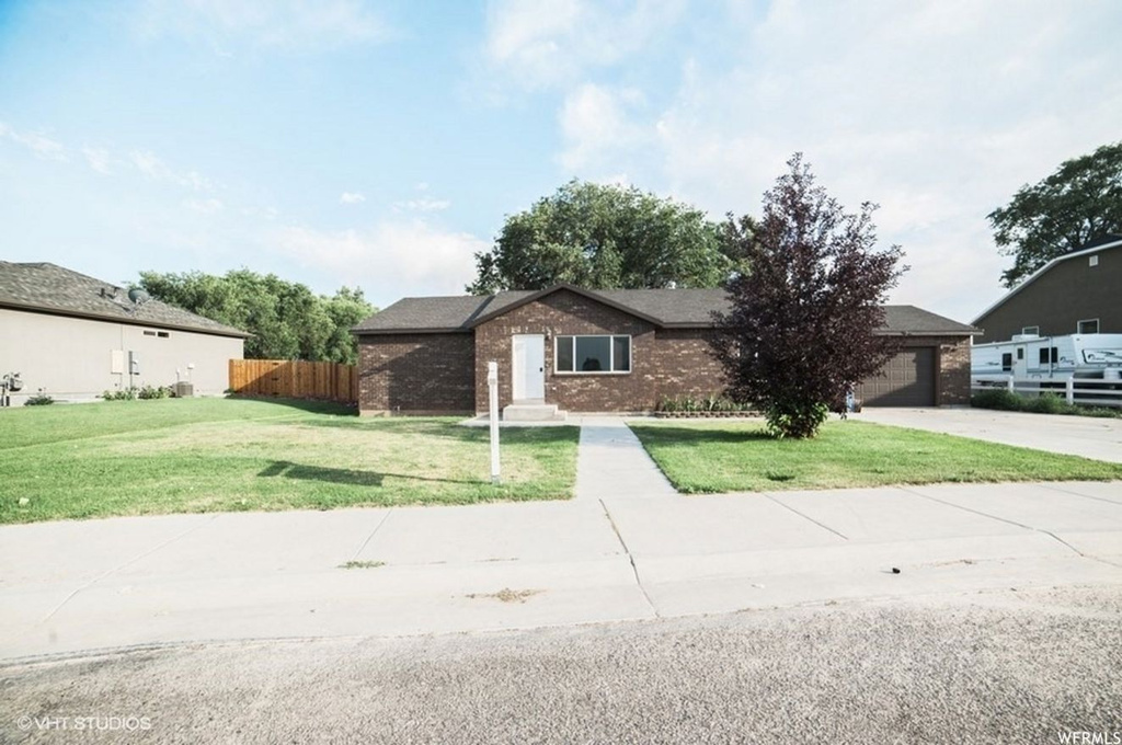 2072 E 1900 S, Vernal, UT 84078
