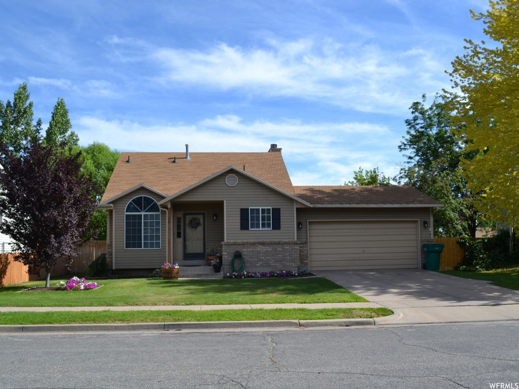 178 E 1250 N, Layton, UT 84041