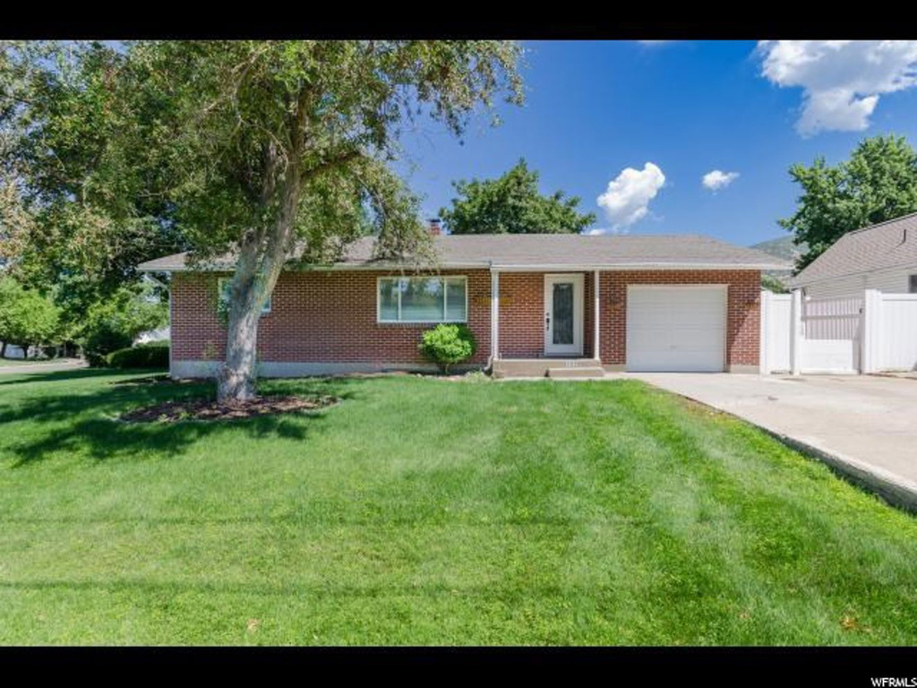 131 E 100 S, Centerville, UT 84014