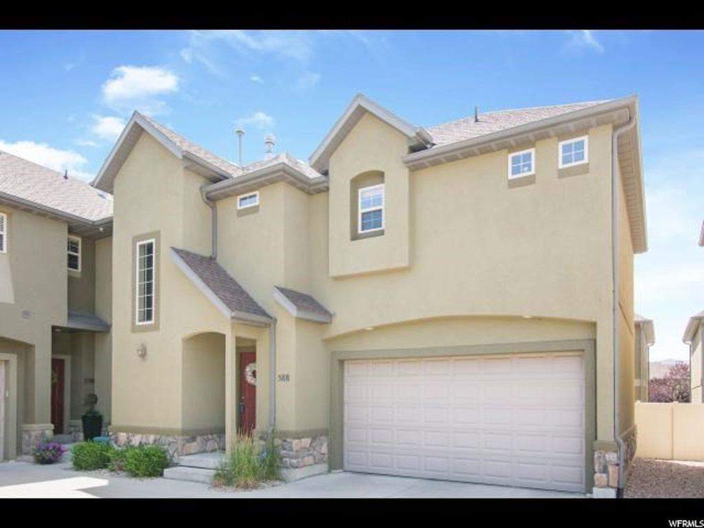 588 E Normandy Loop Ln S, Draper, UT 84020