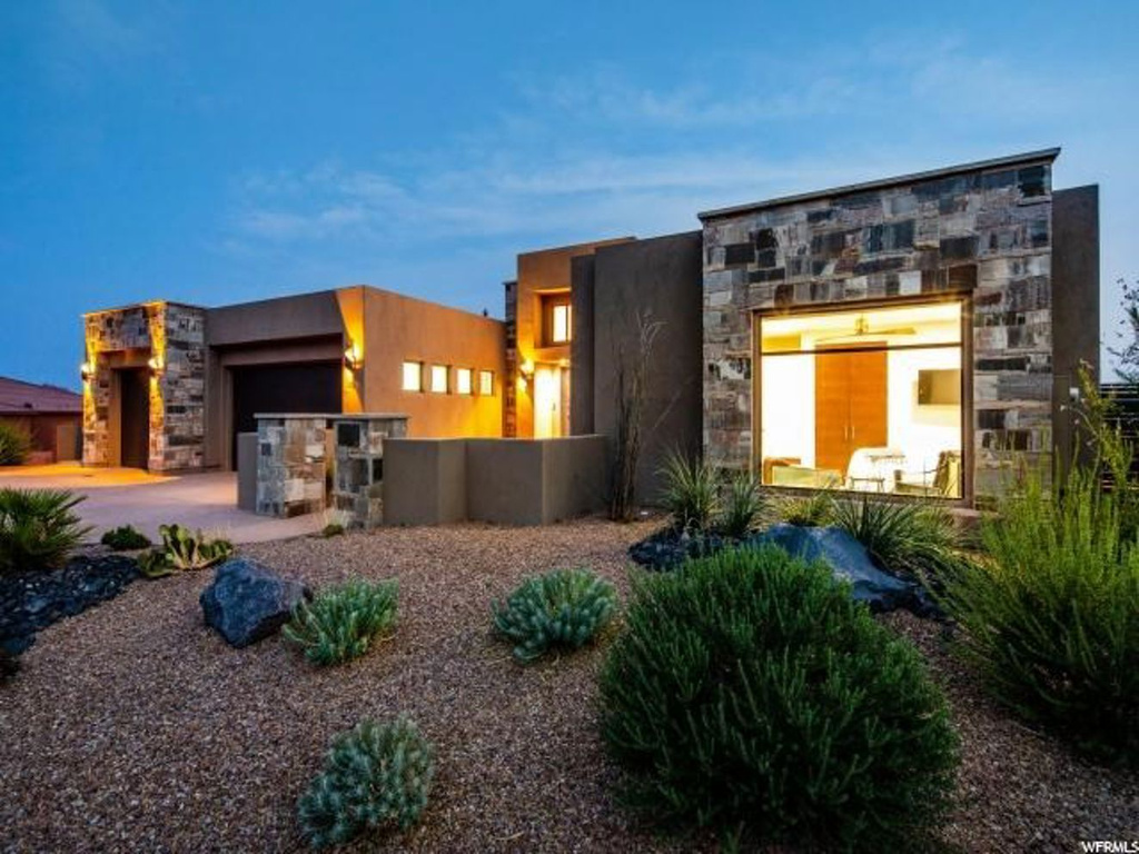 254 E 350 N, Ivins, UT 84738