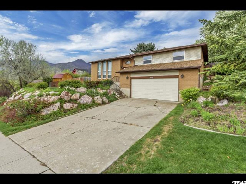 8054 S 2575 E, South Weber, UT 84405