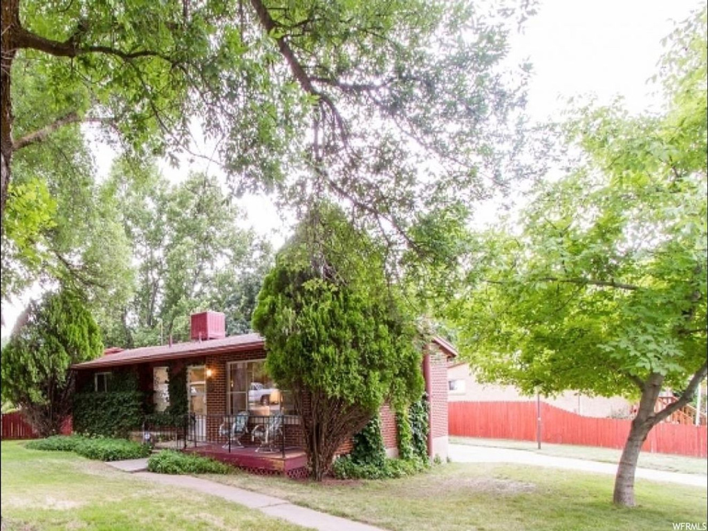 3707 E Brinker Ave, Ogden, UT 84403