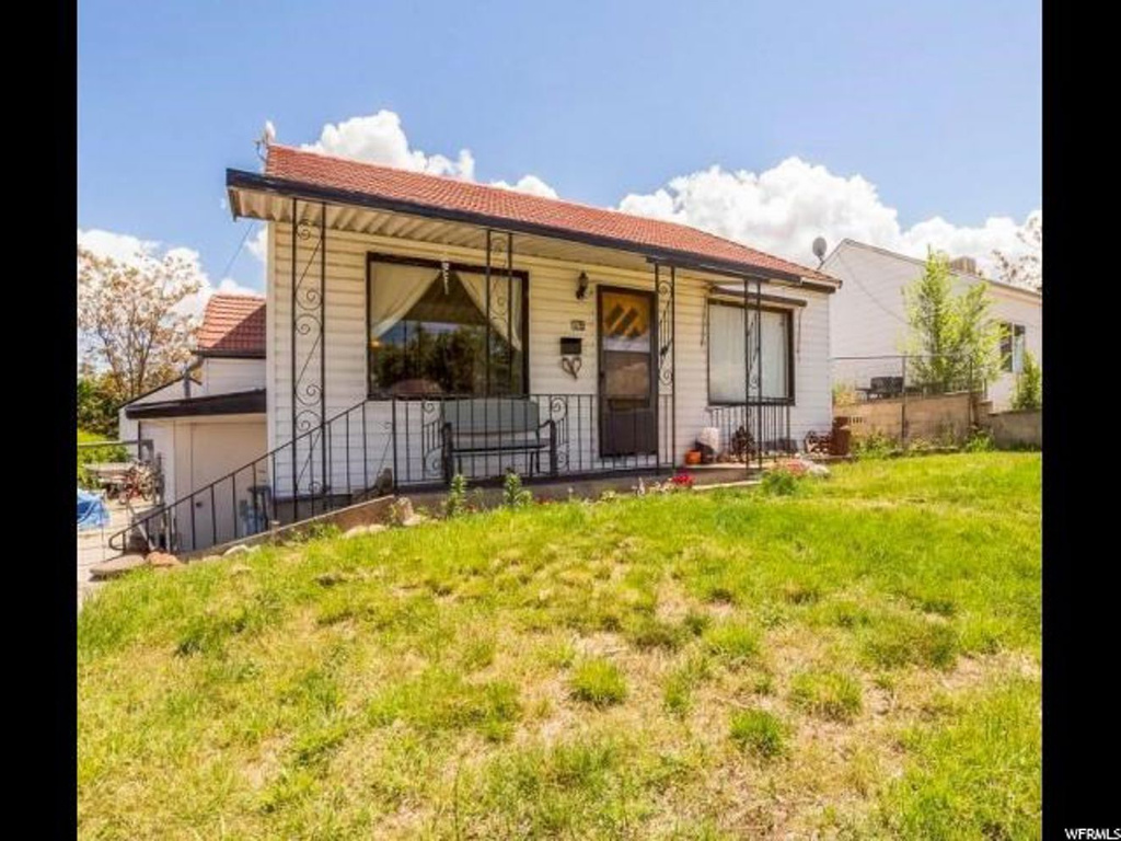 179 S 2nd St E, Tooele, UT 84074