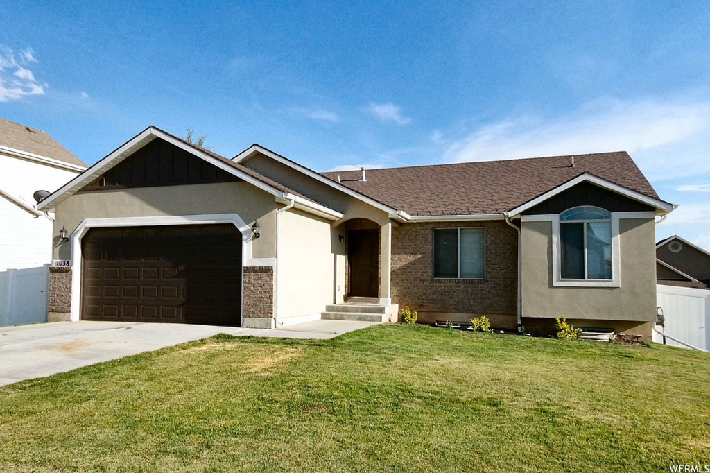 1038 E Mountain Shadow Dr N, Layton, UT 84040