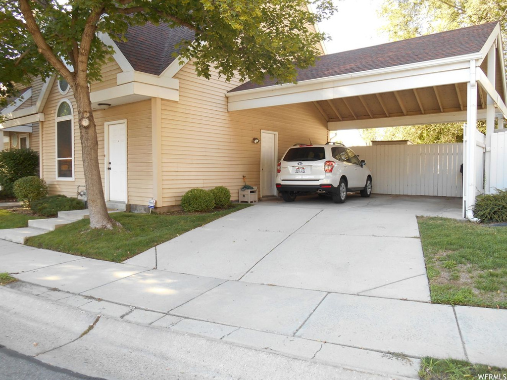 721 E Gables St, Midvale, UT 84047