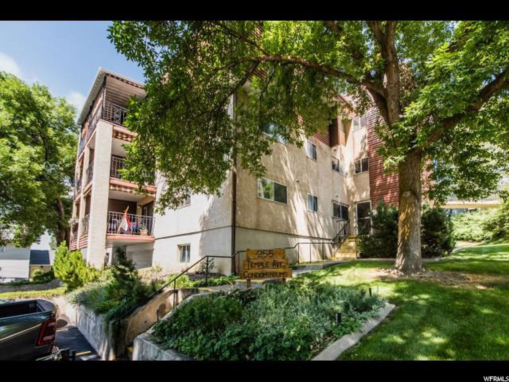 255 N Temple Ave #10, Logan, UT 84321