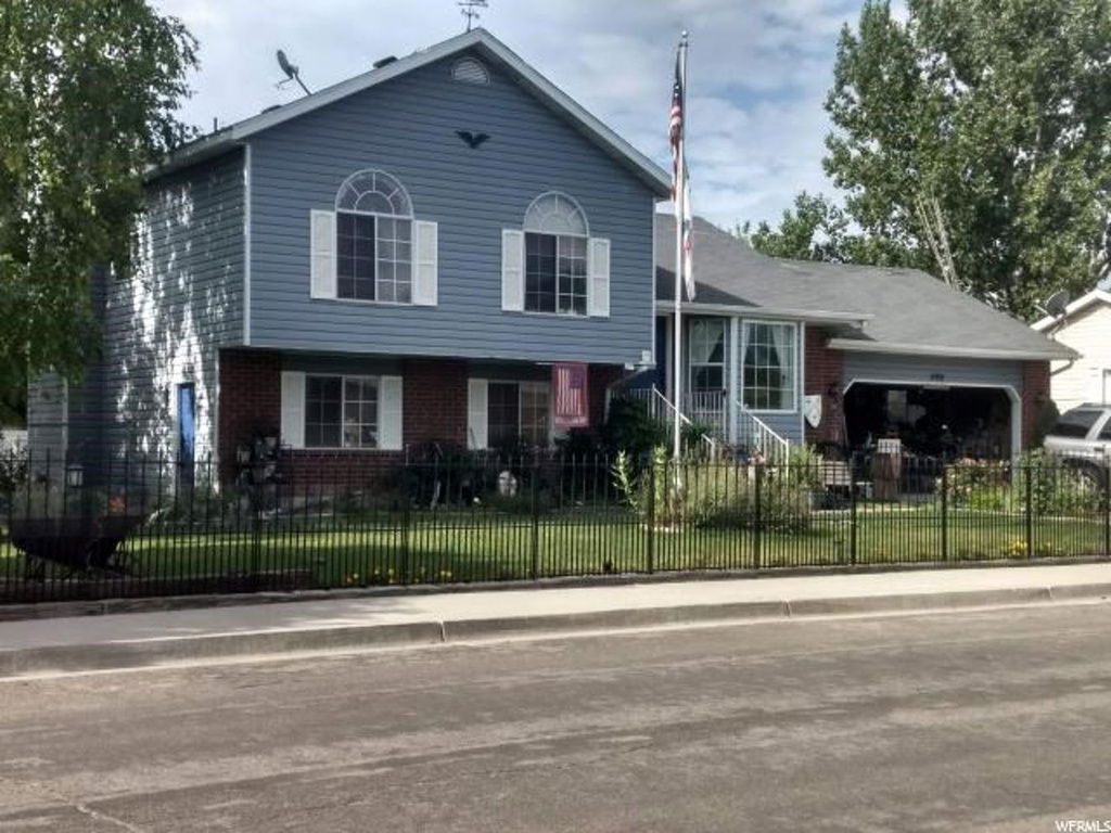 490 E 350 S, Lehi, UT 84043