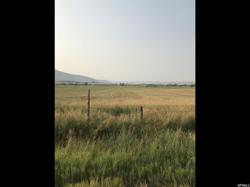 352 E Boulderville Rd #4, Oakley, UT 84055