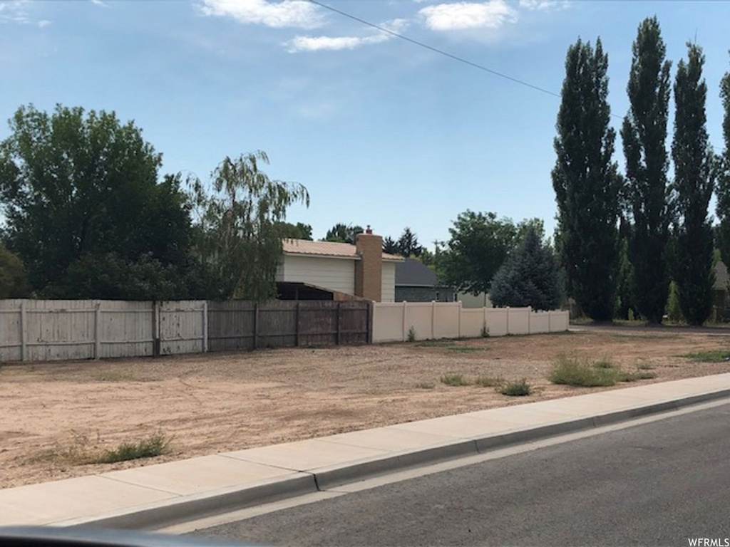 409 N 400 E, Roosevelt, UT 84066