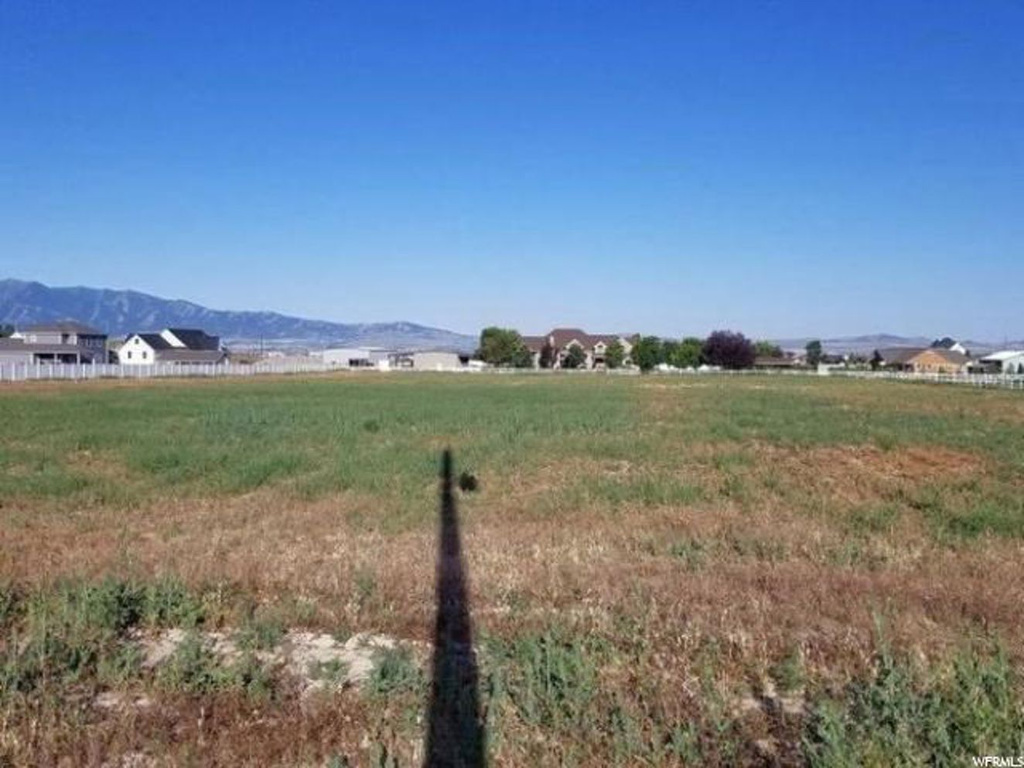 455 S 50 E, Hyde Park, UT 84318