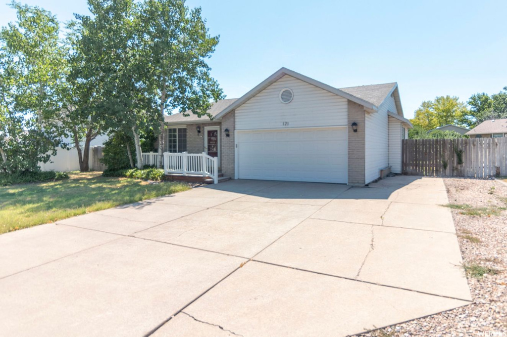 171 S 1250 W, Clearfield, UT 84015