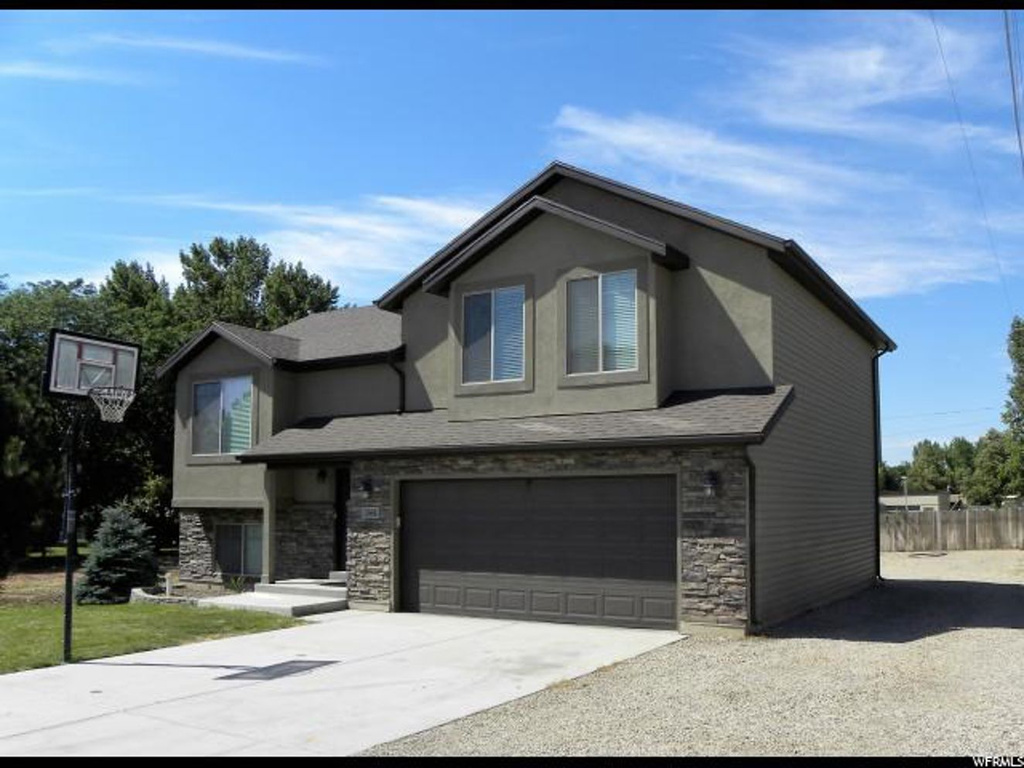 2564 W 5950 S, Roy, UT 84067
