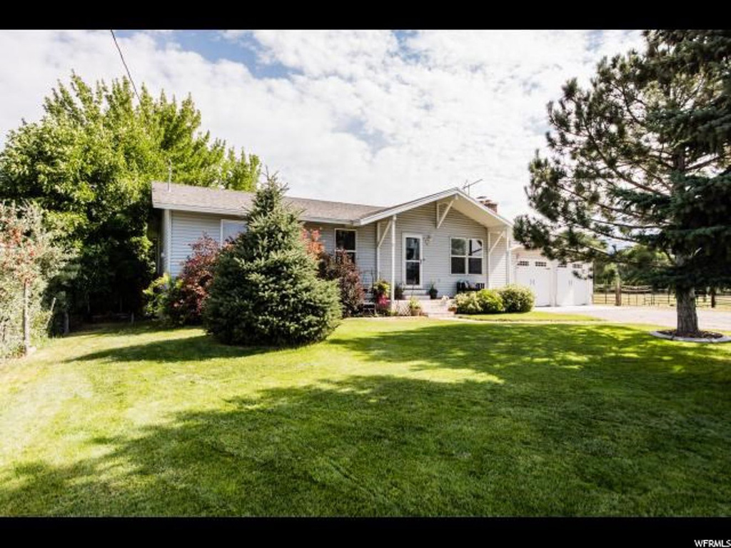 620 W 300 N, Hyrum, UT 84319