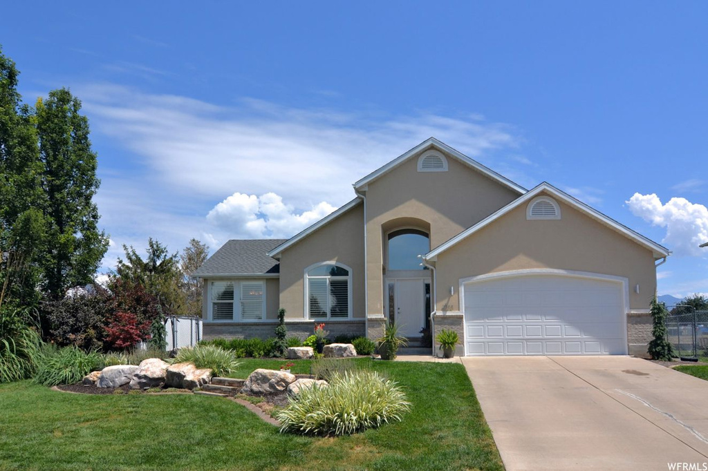 2144 N 750 W, Clinton, UT 84015