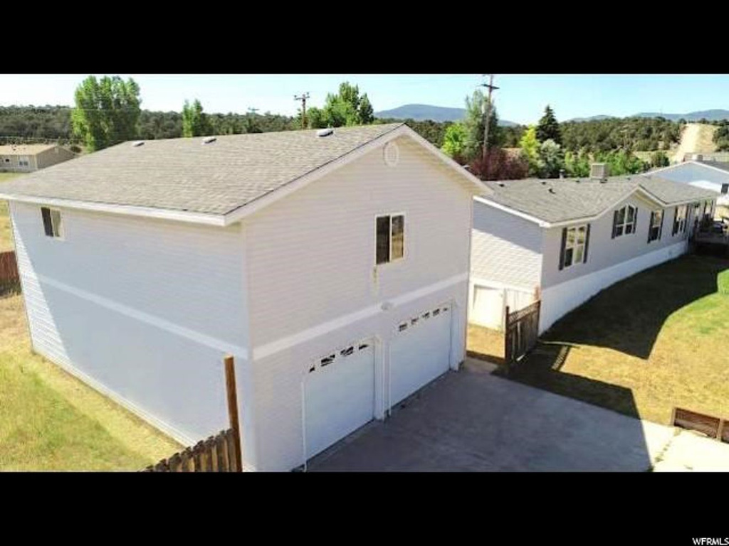 108 Second Ave, Dutch John, UT 84023