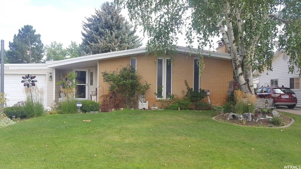 752 E 5500 S, South Ogden, UT 84405