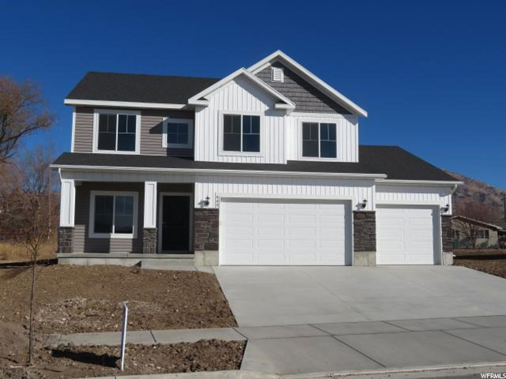 445 S 400 E, Hyrum, UT 84319