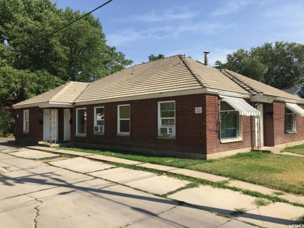 2560 S Porter Ave E, Ogden, UT 84401