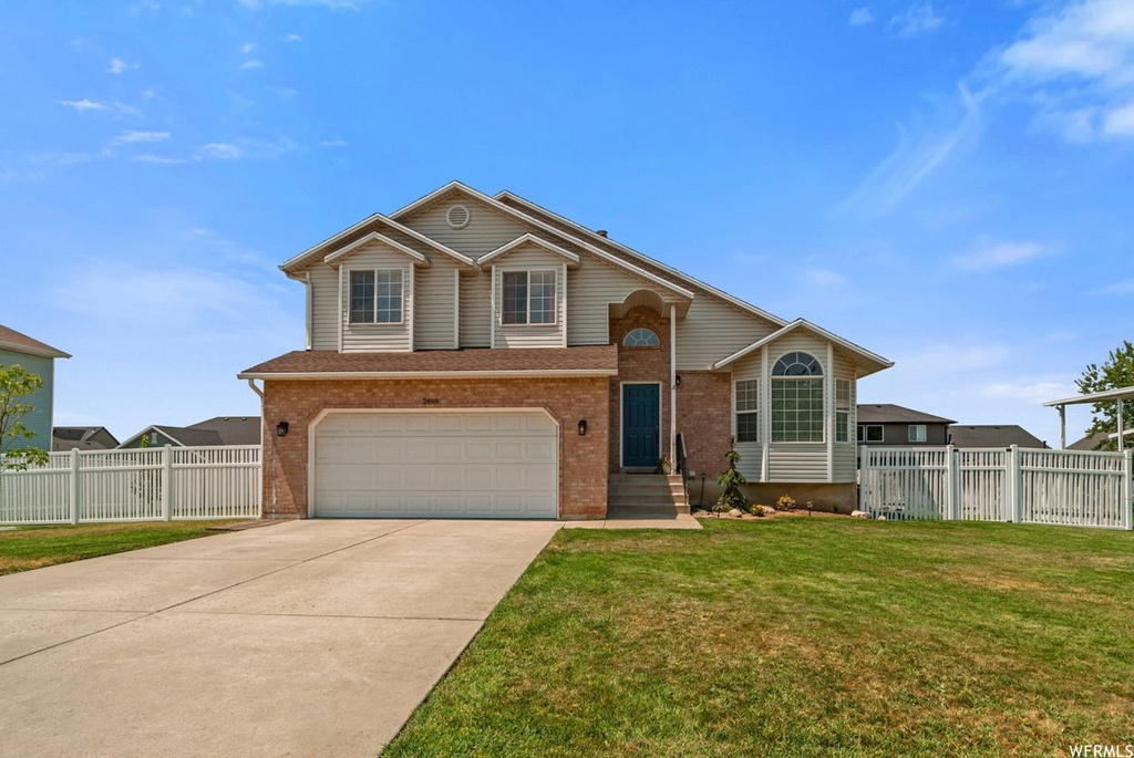 2469 N 1220 W, Clinton, UT 84015