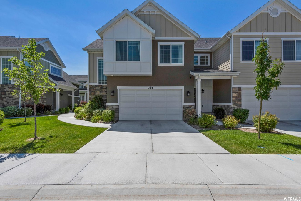 386 E Barn View Dr S, Midvale, UT 84047