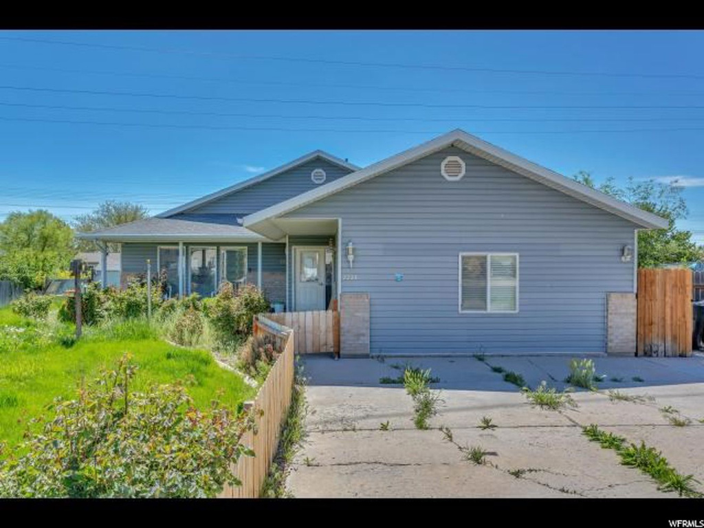 2221 S 100 W, Clearfield, UT 84015