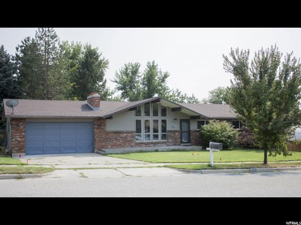 2482 E 2550 N, Layton, UT 84040