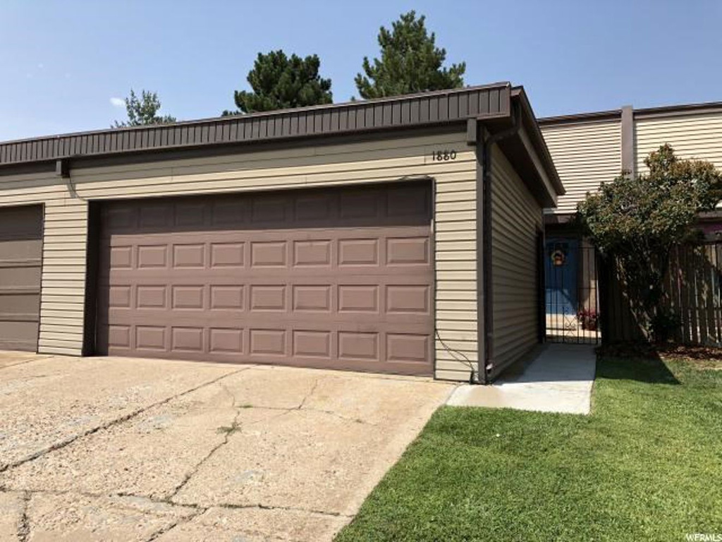 1880 E 5725 S, South Ogden, UT 84403