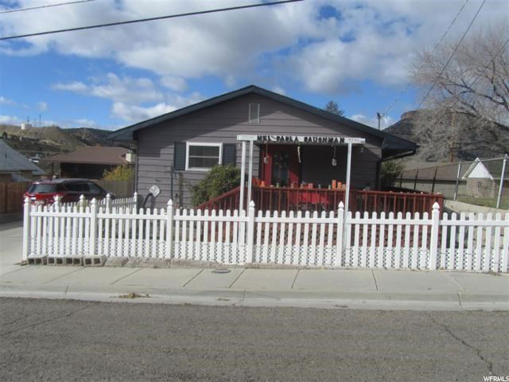 115 N Palmer E, Helper, UT 84526
