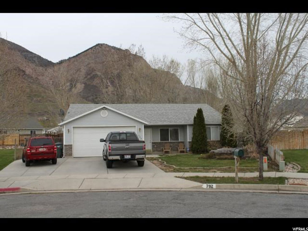 792 N 910 E, Ogden, UT 84404