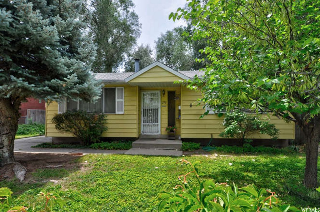 218 E 9585 S, Sandy, UT 84070